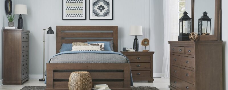 B637 Memphis Auburn Cherry Bedroom