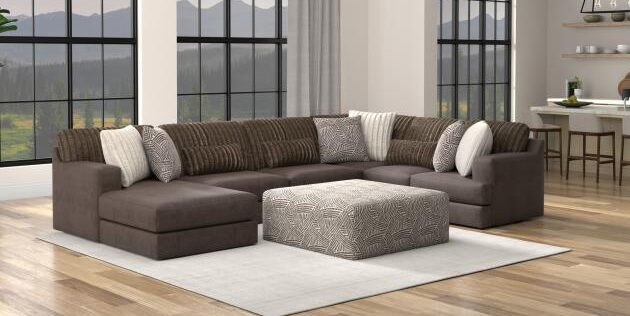 Logan Chocolate Sectional, Mod