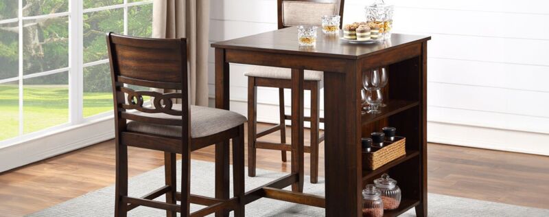 Gia Cherry Breakfast Pub