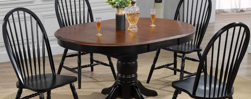 Windswept Shores Black Dining